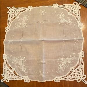 13.5 x 13.5 vintage handkerchief/doily. Beautiful trim work delicate embroidery.